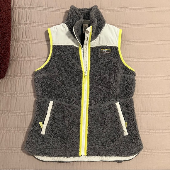 L.L. Bean Jackets & Blazers - L.L. Bean Women’s Gray and Ivory Fleece Vest with Yellow Accents